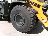 LIEBHERR L 566 XPower front loader