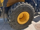 KOMATSU WA480-6 front loader