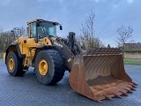 VOLVO L220H front loader