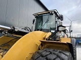 CATERPILLAR 982M front loader