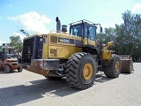 KOMATSU WA500-6 front loader