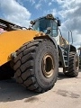 LIEBHERR L 586 front loader