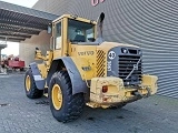 VOLVO L 90 E front loader