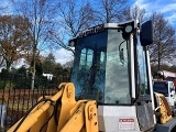 LIEBHERR L 506 Compact front loader