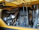 KOMATSU WA500-6 front loader