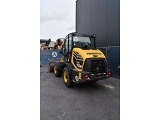 KOMATSU WA70M-8E0 front loader