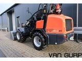 GIANT G2500HD front loader