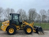 CATERPILLAR 908 front loader