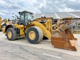 CATERPILLAR 982M front loader