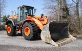 HITACHI ZW 220 front loader