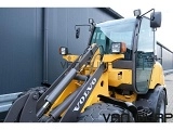 VOLVO L25B front loader