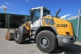 LIEBHERR L 538 front loader