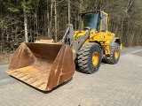 VOLVO L 90 E front loader