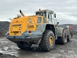 LIEBHERR L 586 front loader