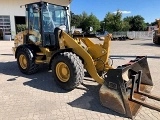 CATERPILLAR 908M front loader