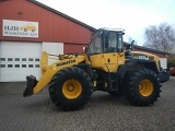 KOMATSU WA320-5 front loader