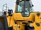 VOLVO L220G front loader