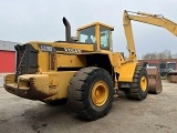 VOLVO L220D front loader