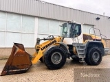 LIEBHERR L 550 front loader