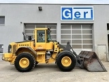 VOLVO L 90 E front loader