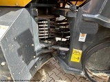 KOMATSU WA470-6 front loader