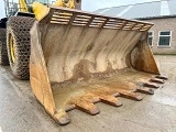 KOMATSU WA800-3 front loader