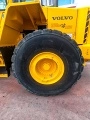 VOLVO L220 front loader