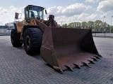 VOLVO L220 front loader