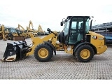 CATERPILLAR 906M front loader