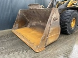 VOLVO L180F front loader