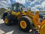 KOMATSU WA380-7 front loader