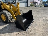 CATERPILLAR 906 H2 front loader