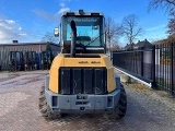 LIEBHERR L 506 Compact front loader