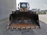 LIEBHERR L 586 front loader