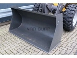 VOLVO L 30 front loader