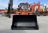 HITACHI ZW 180 front loader