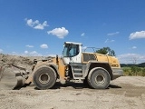 LIEBHERR L 580 front loader