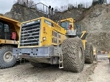 KOMATSU WA800-3 front loader