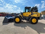 KOMATSU WA250PT-5 front loader