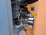 LIEBHERR L 586 front loader