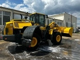 KOMATSU WA380-7 front loader