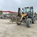 CASE 321F front loader