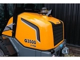 GIANT G3500 front loader