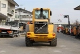 VOLVO L 70 E front loader