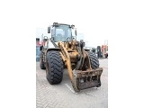 LIEBHERR L 550 front loader