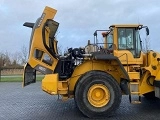 VOLVO L220H front loader