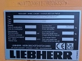 LIEBHERR L 586 front loader