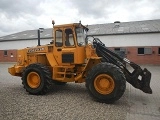 VOLVO L 90 front loader