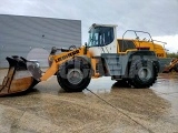 LIEBHERR L 566 front loader