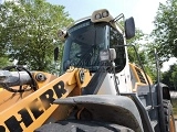 LIEBHERR L 556 front loader